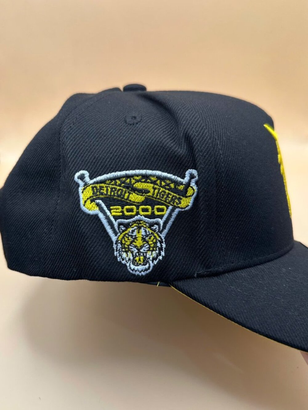 NWT New Era Detroit Tigers 9FORTY Adjustable Black Yellow Baseball Cap Hat OSFA - Picture 3 of 4